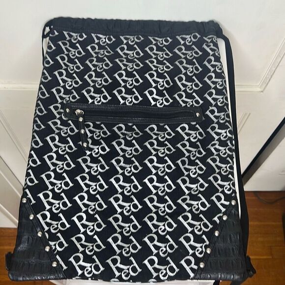 Red by Marc Ecko Drawstring Backpack Black - Picture 2 of 5